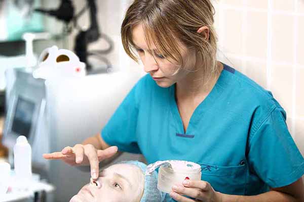 What is a Chemical Peel? The Benefits and Top Types